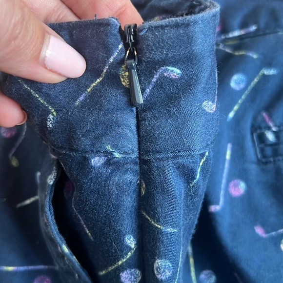 Lady Hagen Blue Mini Athletic Skort with Golf Club and Ball Design - Size 4 - Picture 7 of 9